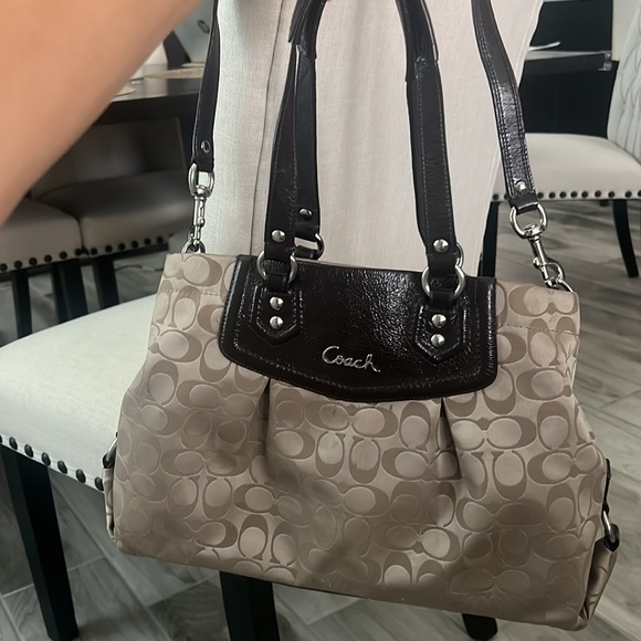 Coach handbag - Picture 3 of 3